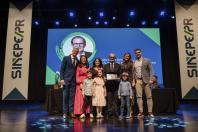 Presidente do CEE/PR é homenageado pelo Sinepe-PR por contribuição à Educação Paranaense