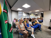 Colégio Estadual do Paraná apresenta projeto Clube das Ciências em sessão Plenária 