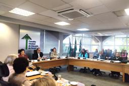 Paraná avança na certificação educacional com nova deliberação sobre credenciais e microcredenciais