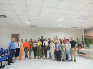 Secretário Municipal do Esporte, Lazer e Juventude de Curitiba faz palestra no CEE/PR