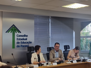 programa_parana_alfabetizado_foto-1.png