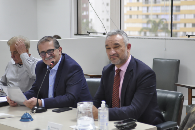 CEE/PR recebe a visita do Presidente do Foncede