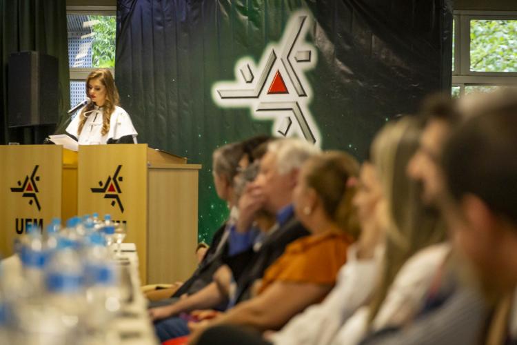 CEE/PR esteve presente na posse do Reitor e da Vice-reitora da UEM