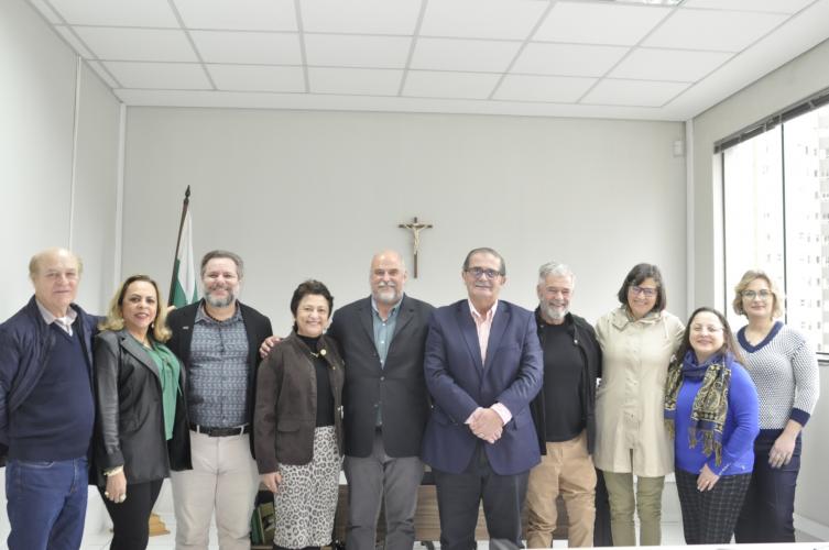 Reitores da UENP visitam o CEE/PR