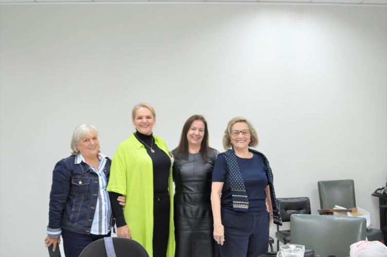 Eleição dos Novos Presidentes e Vice-Presidentes de Câmaras do CEE/PR