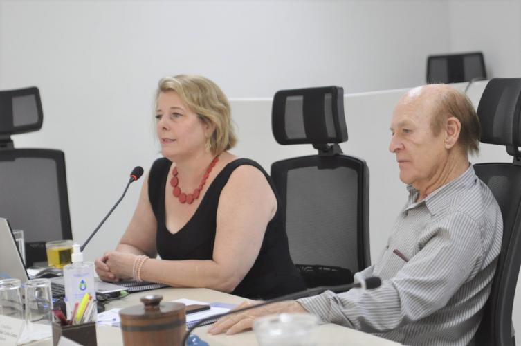 Representantes da Matriz Afro, da Undime e da Uncme fazem palestra na Comissão do Ensino Religioso do CEE/PR