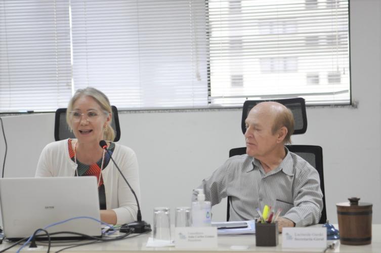 Representantes da Matriz Afro, da Undime e da Uncme fazem palestra na Comissão do Ensino Religioso do CEE/PR