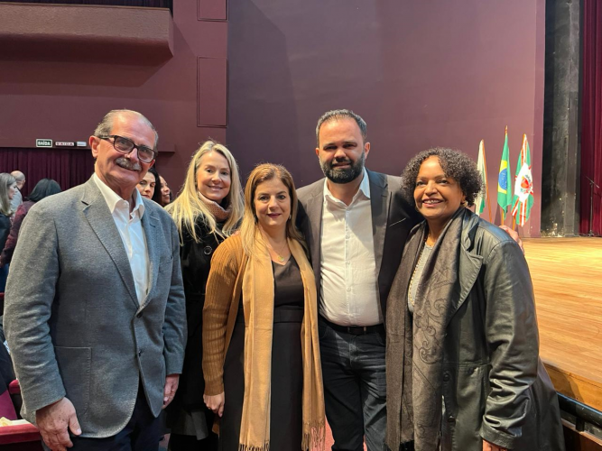 CEE/PR participa do Seminário de Cooperação Pedagógica com os Municípios