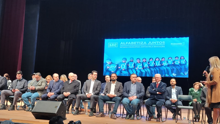 CEE/PR participa do Seminário de Cooperação Pedagógica com os Municípios