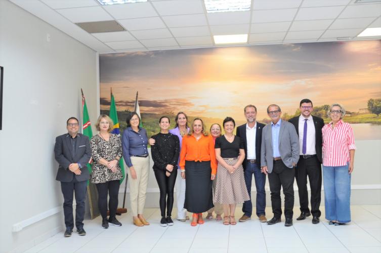 IES Públicas do Paraná fazem palestra no CEE/PR sobre Estrutura e Funcionamento das Instituições e seus desafios na gestão