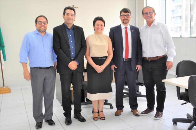 IES Públicas do Paraná fazem palestra no CEE/PR sobre Estrutura e Funcionamento das Instituições e seus desafios na gestão