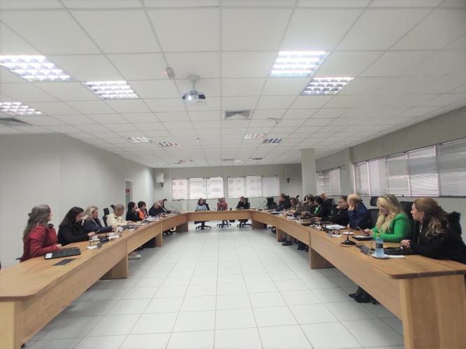 Conselheira Nacional de Educação visita o CEE/PR