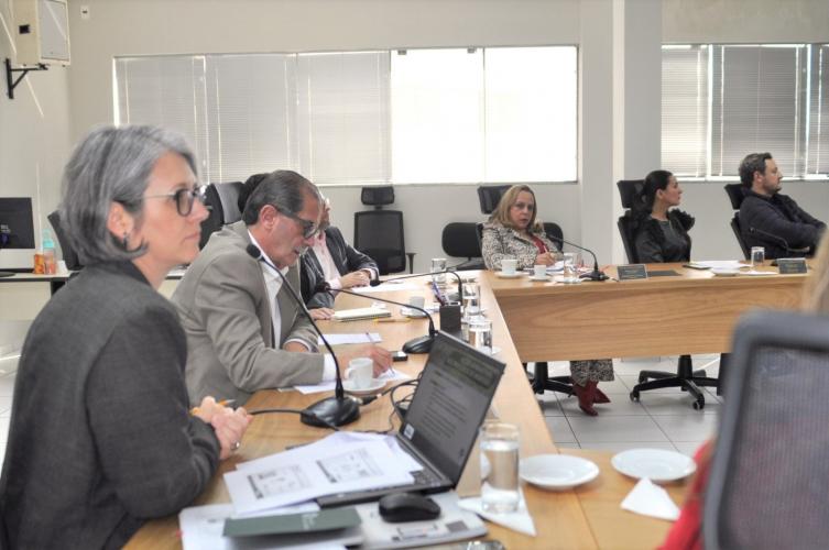 CEE/PR promove diálogo com Reitora e Pró-Reitoras da UEL