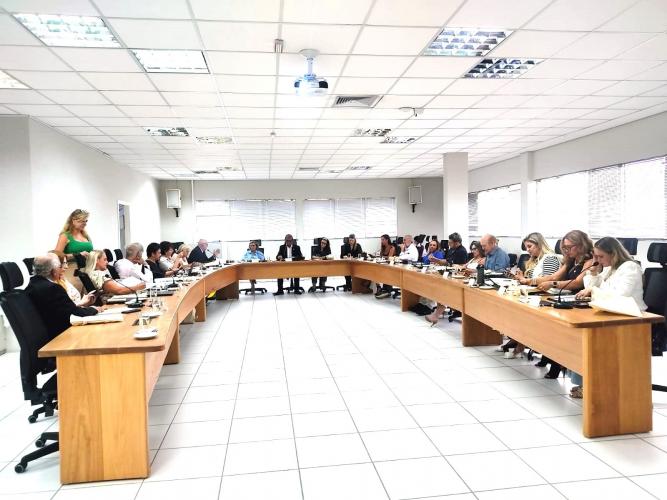 Conselheira do CNE aborda sobre a Formação de Professores da Educação Básica no CEE/PR