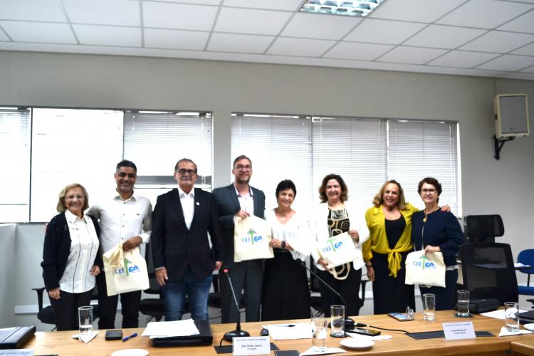 Vice-coordenador da PPGEN/UENP dialogou com o CEE/PR sobre os desafios da oferta de mestrados e doutorados profissionais.