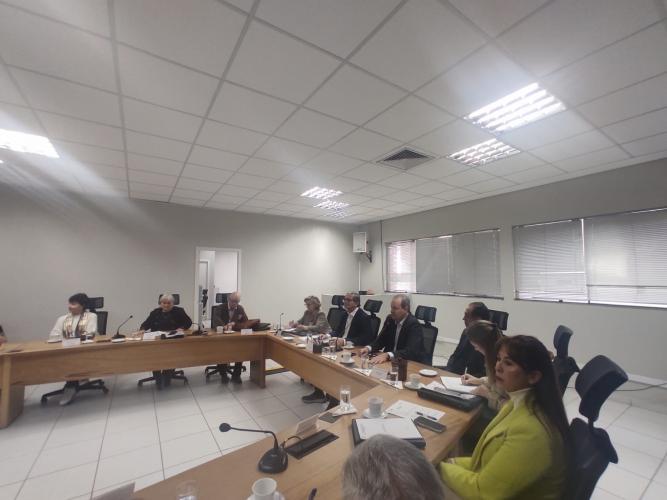 Secretário da SETI apresenta a plataforma Business Intelligence (BI) do Ensino Superior no CEE/PR