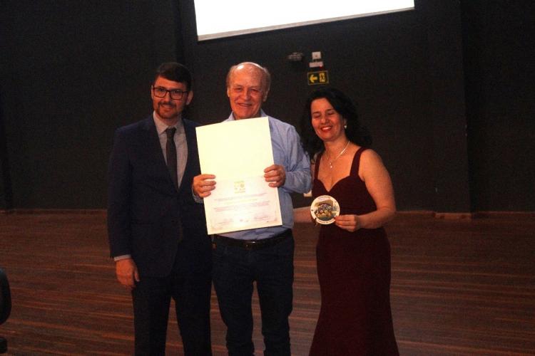 Conselheiro Flávio Scherer representa o CEE/PR em comemoração de 30 anos da Unioeste