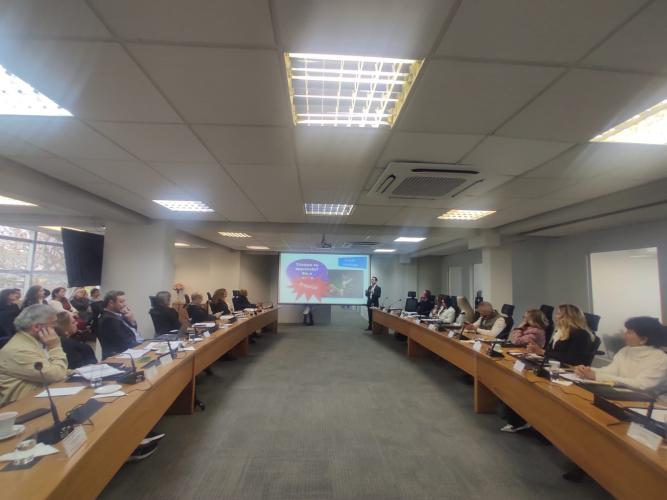 Dr. Glauber Higa Kaio faz palestra sobre saúde mental no CEE/PR