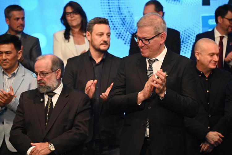 Conselheiro Aurélio Bona Júnior representa o CEE/PR no Paraná Faz Ciência 2025