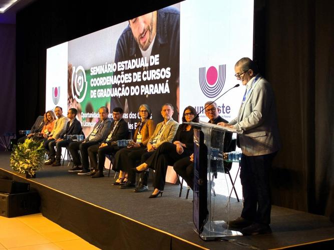 CEE/PR participa do Seminário Estadual de Coordenações de Cursos de Licenciaturas das IES Estaduais do Paraná