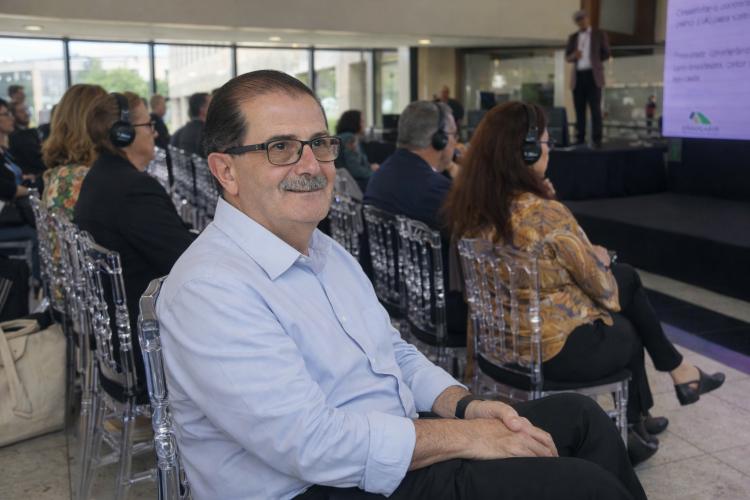 Presidente do CEE/PR participa da abertura da Semana Araucária de Ciência, Tecnologia e Inovação