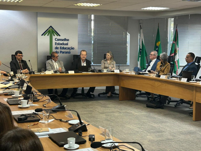 Secretário Aldo Nelson Bona destaca BI e LGU em Reunião Ordinária do CEE/PR
