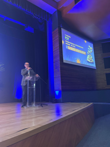 Presidente do CEE/PR integra mesa de debate em Fórum da Undime Paraná