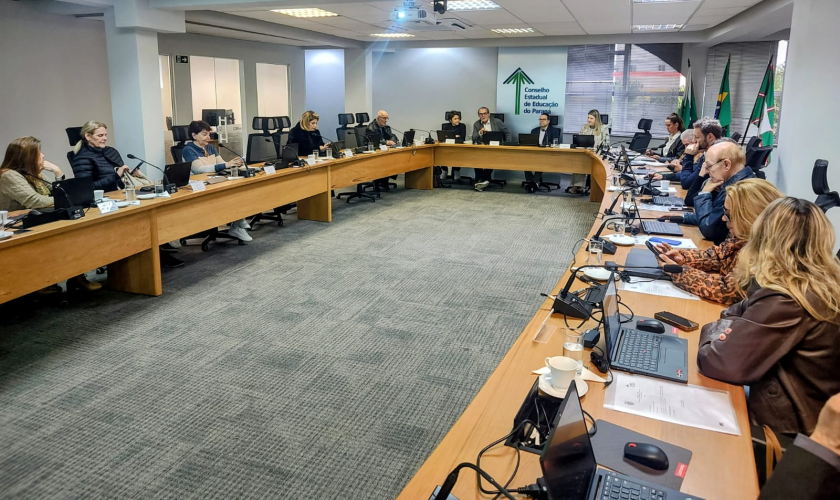 CEE/PR recebe apresentação do Programa Agroqualipesquisa
