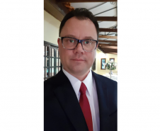 Diretor de Educação da Seed apresenta proposta da EJA