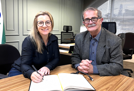 Camila Prade Conte toma posse como Conselheira Suplente do CEE/PR