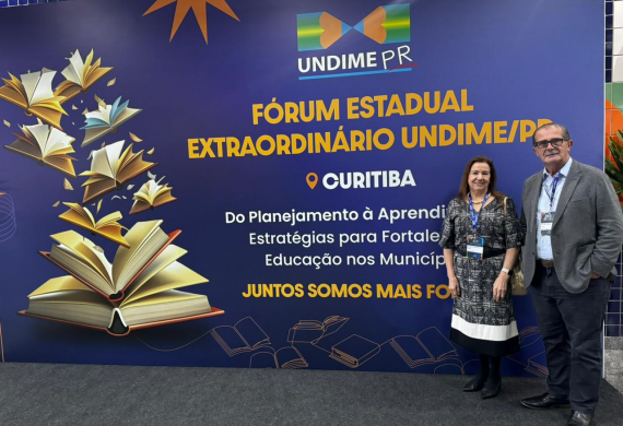 Presidente do CEE/PR integra mesa de debate em Fórum da Undime Paraná