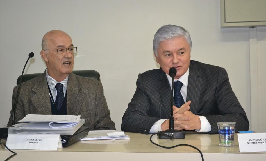 CONSELHO ESTADUAL DE EDUCAÇÃO RECEBE PRESIDENTE DA ASSEMBLEIA LEGISLATIVA DO PARANÁ