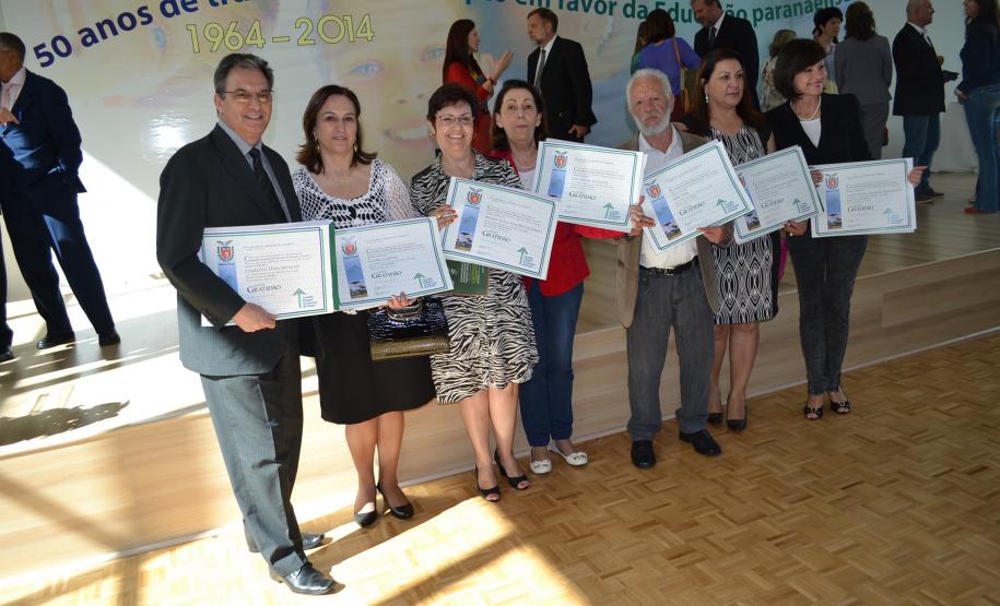 HOMENAGEM AOS SERVIDORES DO CONSELHO ESTADUAL DE EDUCAÇÃO