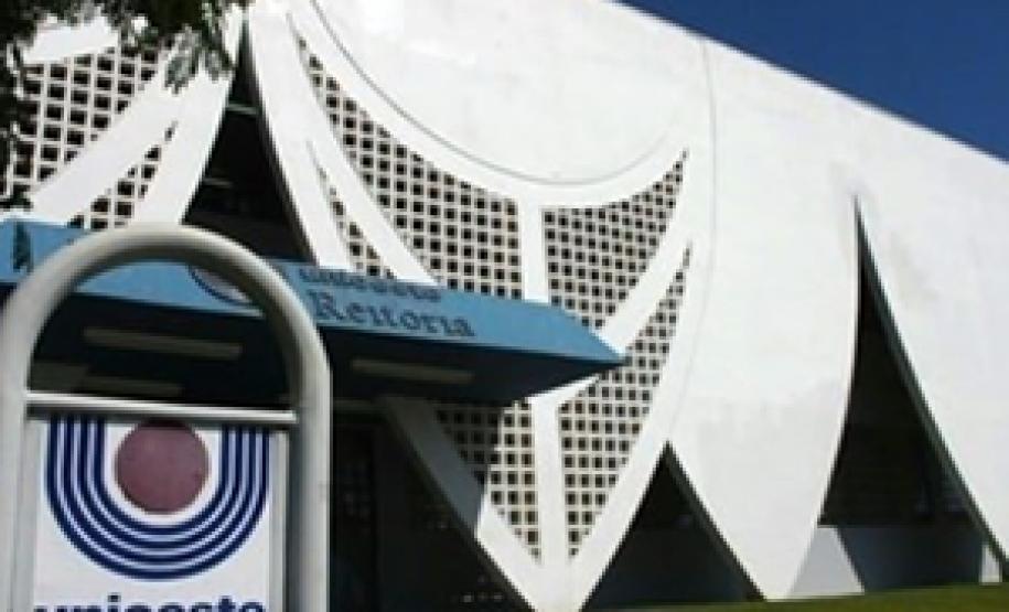 Universidades recebem 64 mil inscrições pelo Sisu Universidades recebem 64 mil inscrições pelo Sisu