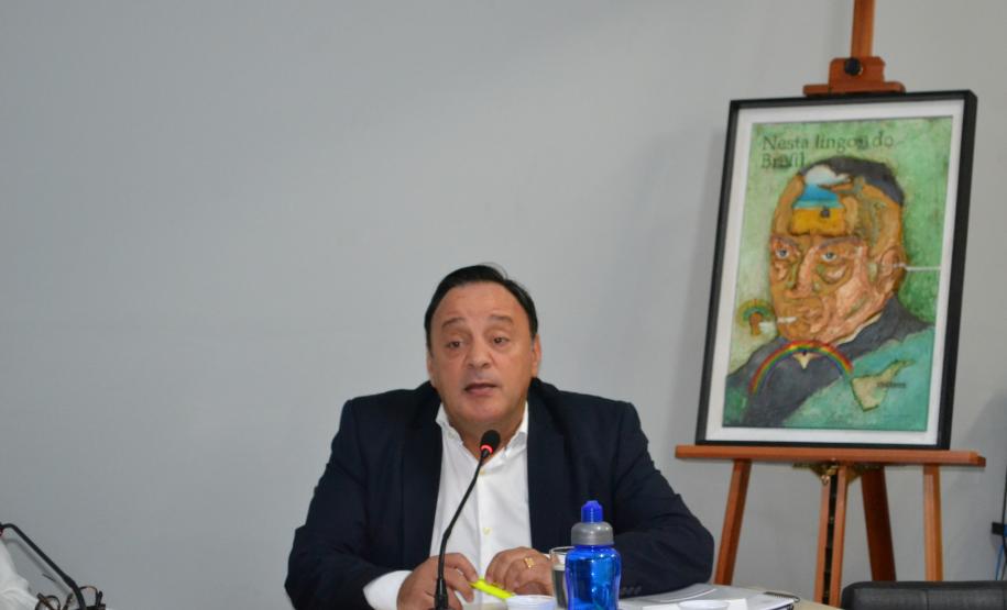 Deputado Estadual Hussein Bakri visita o CEE/PR