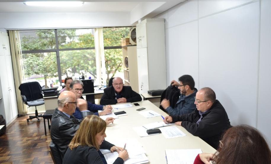 CEE/PR constitui Comissões de Estudos sobre a Educação