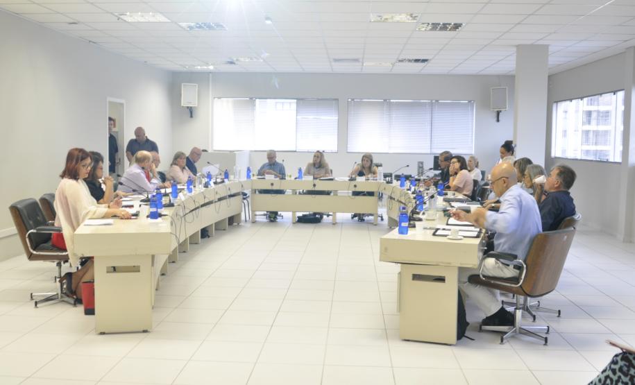 CEE/PR aprova Parecer sobre Delegação de Atribuições à SEED