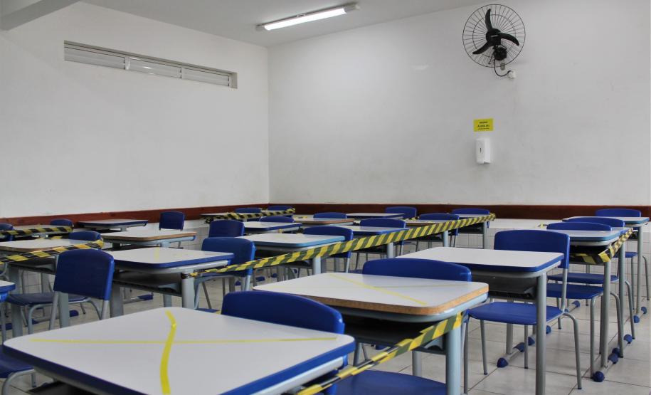 CEE/PR aprova Deliberação de retorno às aulas presenciais no Sistema Estadual de Ensino do Paraná CEE/PR aprova Deliberação de retorno às aulas presenciais no Sistema Estadual de Ensino do Paraná