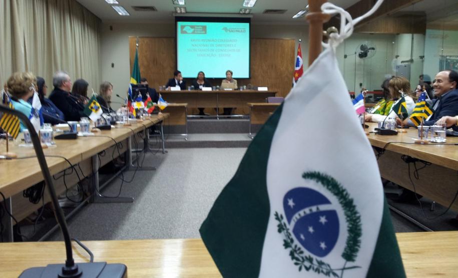 PARANÁ PRESENTE NA XXVIII REUNIÃO DO CODISE PARANÁ PRESENTE NA XXVIII REUNIÃO DO CODISE